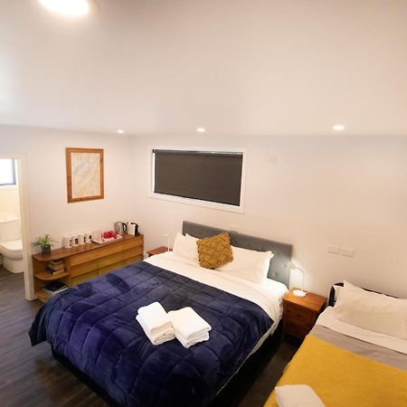 קווינסטאון Classy Cabin - In Town - Spa Pool מראה חיצוני תמונה